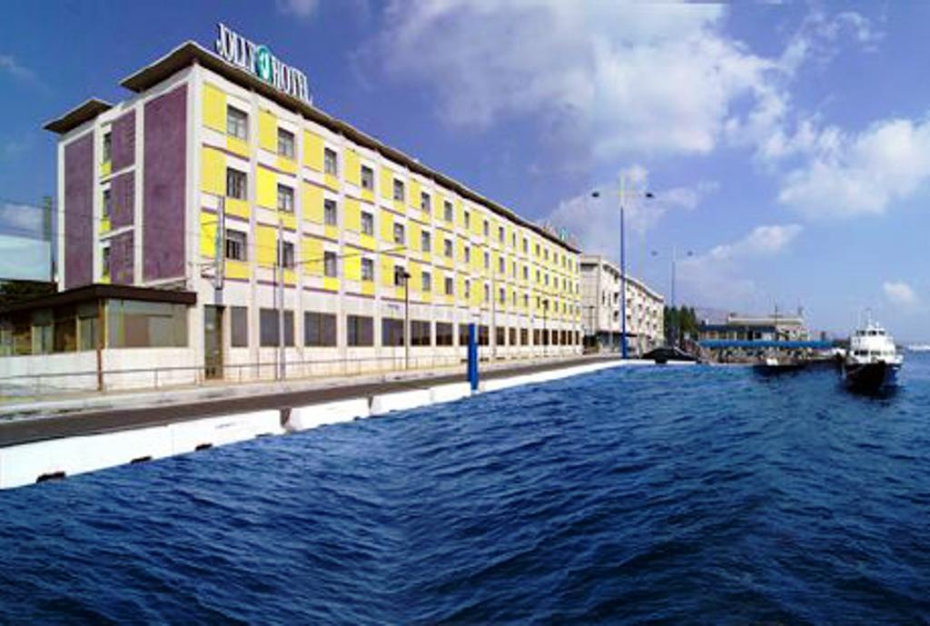 Hotel Dello Stretto Messina Exterior foto